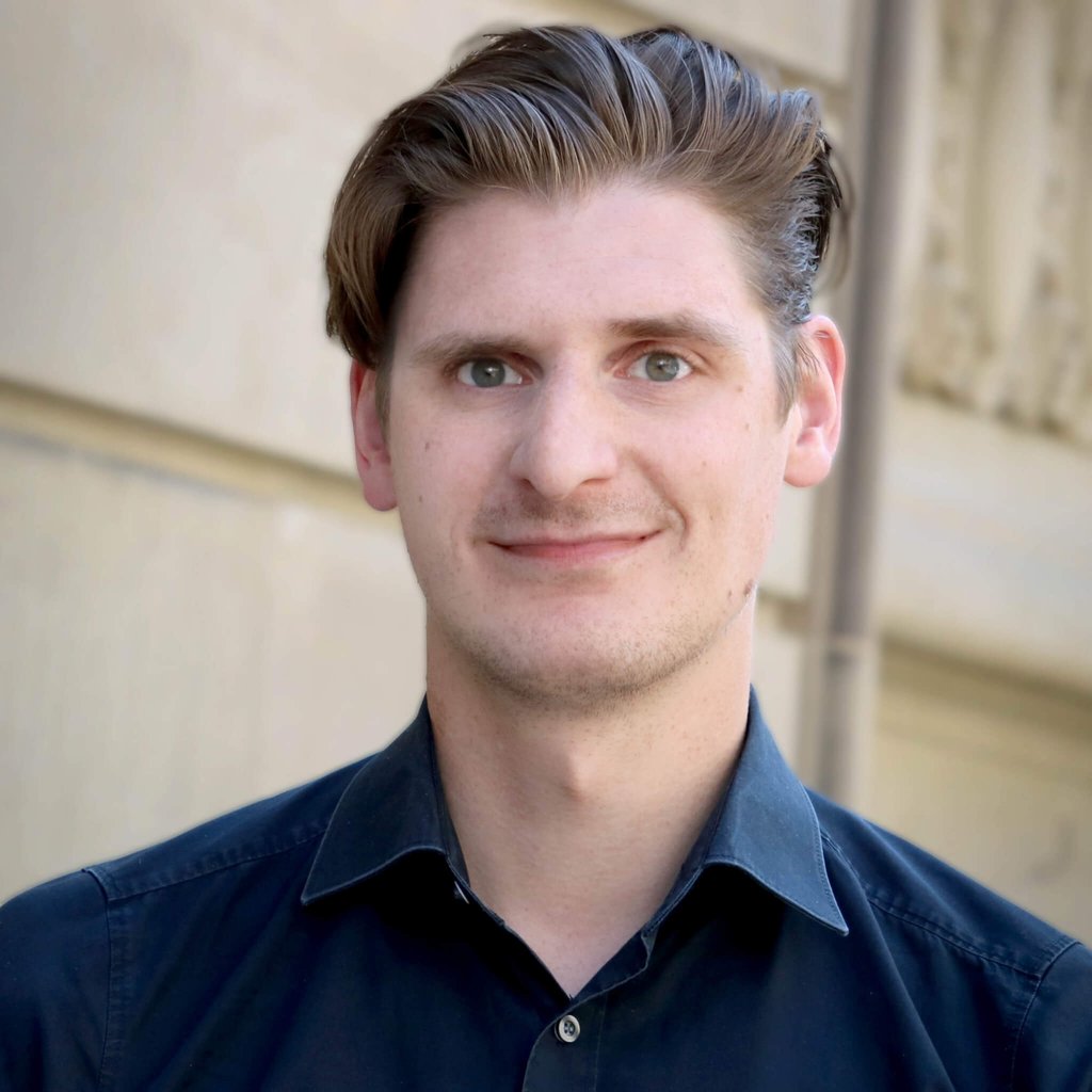 Daniel Daniel